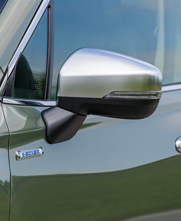 Forester e-BOXER_high-017-22685